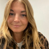 Email e telefono di Cassie Babayan