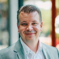 Leon Verhoeven Email