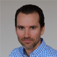 Petr Uhlík Email