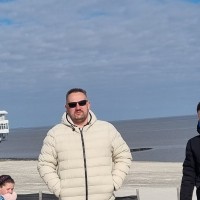 Plant World Employee Dariusz Ignac's profile photo