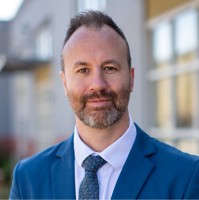 Helmundt Strumpher Email