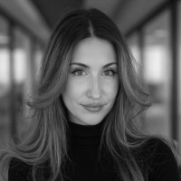 influenceu Employee Justyna Dornan-Scalzo's profile photo