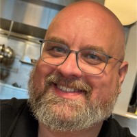 Simon Mazza-Lunn Email & Phone Number