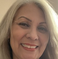 María Velis Milano Email