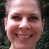 Jana Hrstková Email