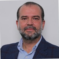 Manuel Piñeiro Email