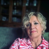 Karin Beumer Email