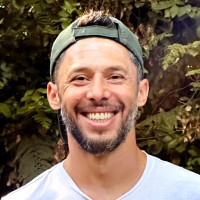 Stratos Pavlakis Email & Phone Number