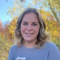 Kayla Arnzen Email & Phone Number