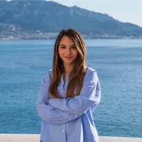 Lea di Giacomo Email & Phone Number