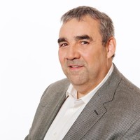 Claude Deraps Email