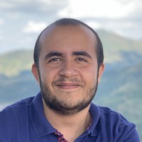 Hakan Cesur Email