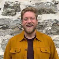 E-mail e número de telefone de Justin Kirkland