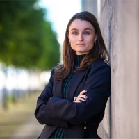 Elizabeth Bentzen Email