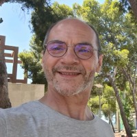 Daniel Freneuil Email