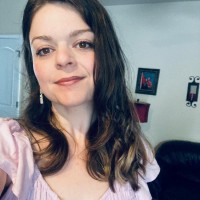 Amber Wall Email & Phone Number
