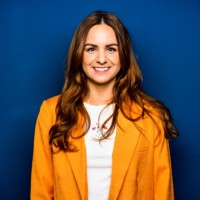AboutMedia Internetmarketing GmbH Employee Nina Lang's profile photo