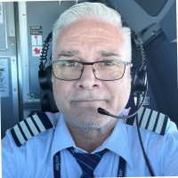 Porter Airlines Inc. Employee Sébastien Houle's profile photo