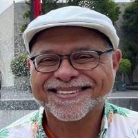  Employee Peter Gluck's profile photo