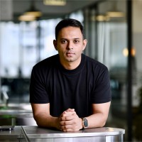 E-mail e número de telefone de Nihar Parikh