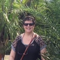 HOM Furniture Employee Deb Smith's profile photo