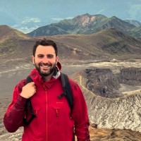 Borja Sáez de Guinoa Vilaplana Email