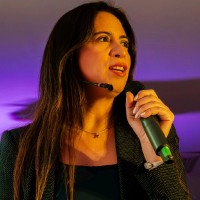 Veronica Coronel Email