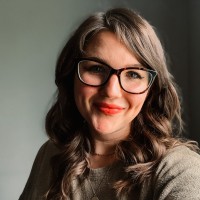 LITERATURE AND LATTE LTD Employee Jen Terpstra's profile photo