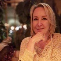 Helga Lieshout Email