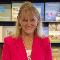 Wendy Hudson Email & Phone Number