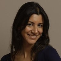 Paola Vieira Email