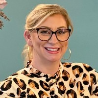 Nordic Visitor Employee Louise-Ann Peymani's profile photo