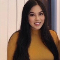 Loans Realty Group Employee Lois Bui's profile photo