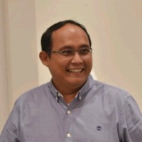 Gandhie W Email & Phone Number