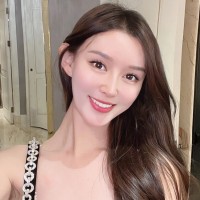 Vera Wang Employee Ashley Quick's profile photo