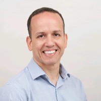 Andre Tomiatto de Oliveira Email