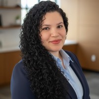 Elaine Gil Email & Phone Number
