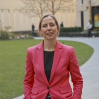 Lisa Gledhill Email