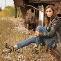 Danielle Lenz Email & Phone Number