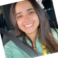 Júlia Queiroz Email