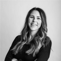 Midwest Commercial Interiors Employee Lindsey Skinner's profile photo